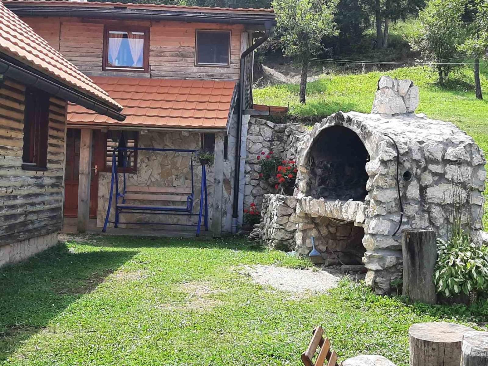 Konak Mandica Avlija Zaovine Luaran gambar